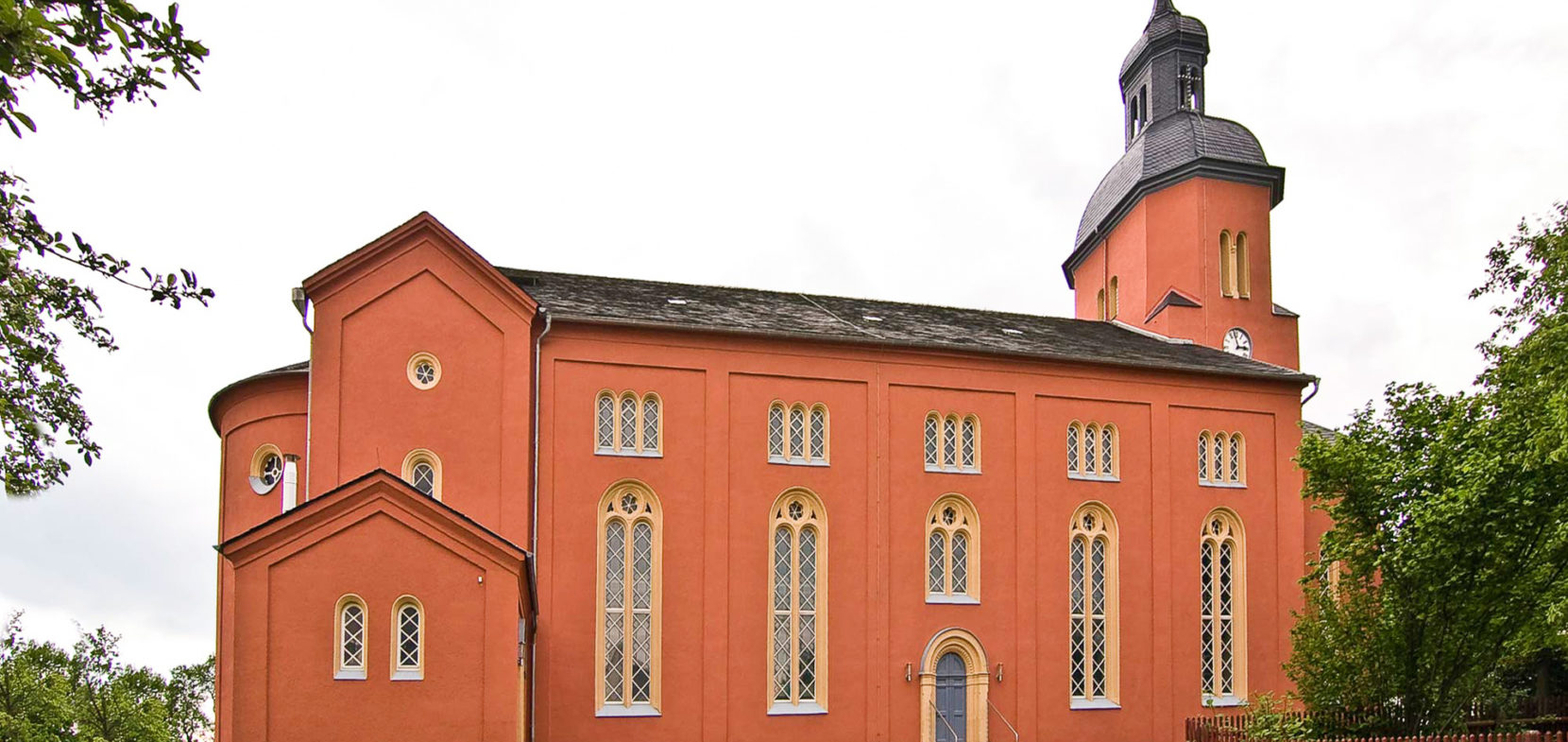 Kirche zum Heiligen Kreuz in Ortmannsdorf